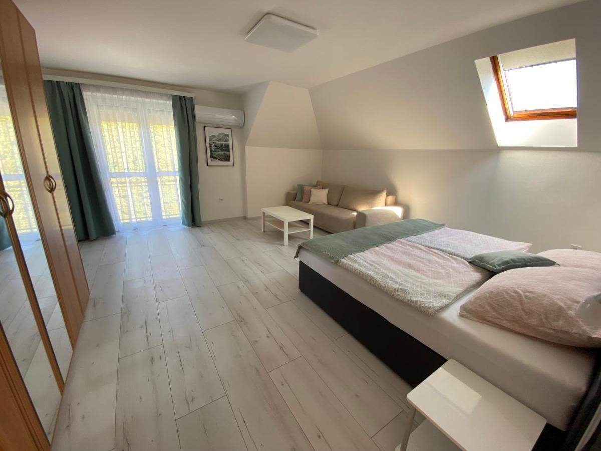 Villa Tara Buek Extérieur photo