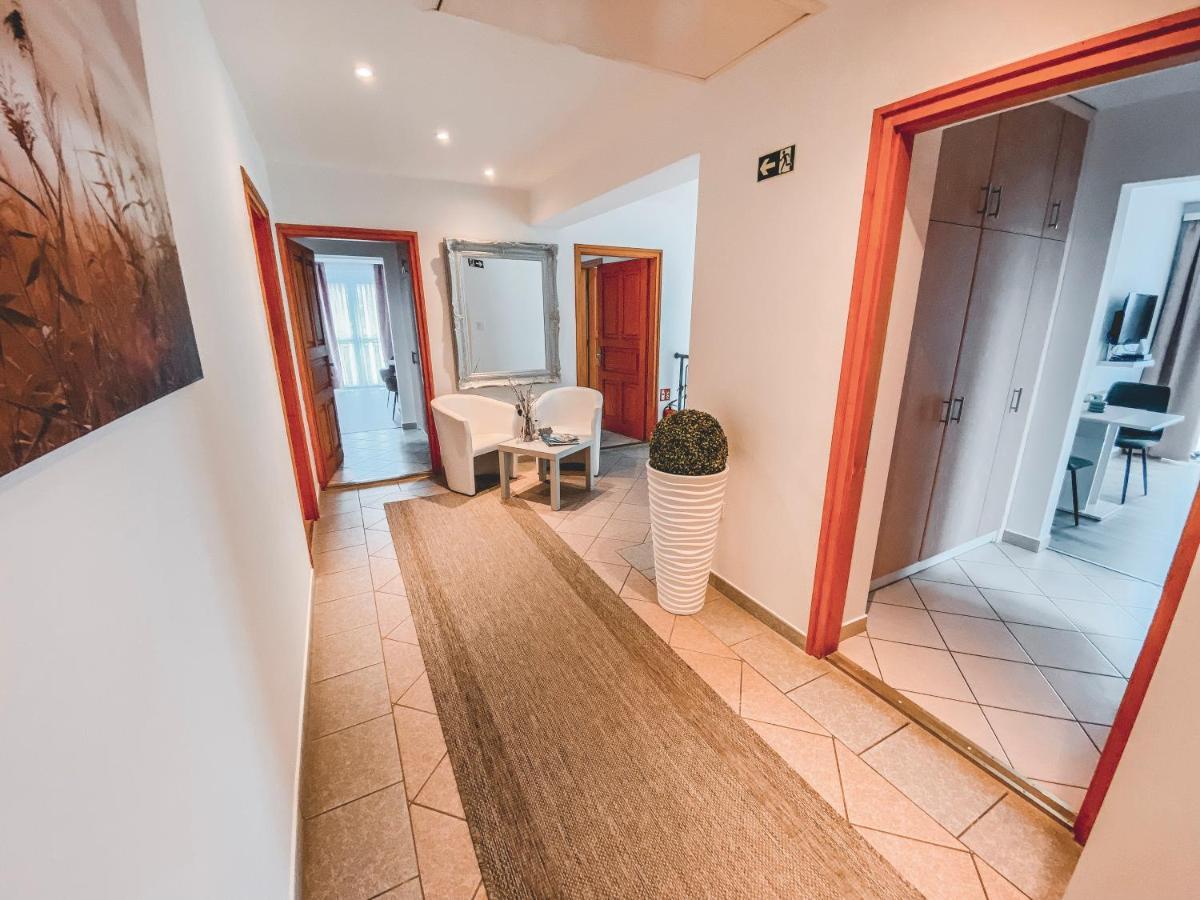 Villa Tara Buek Extérieur photo