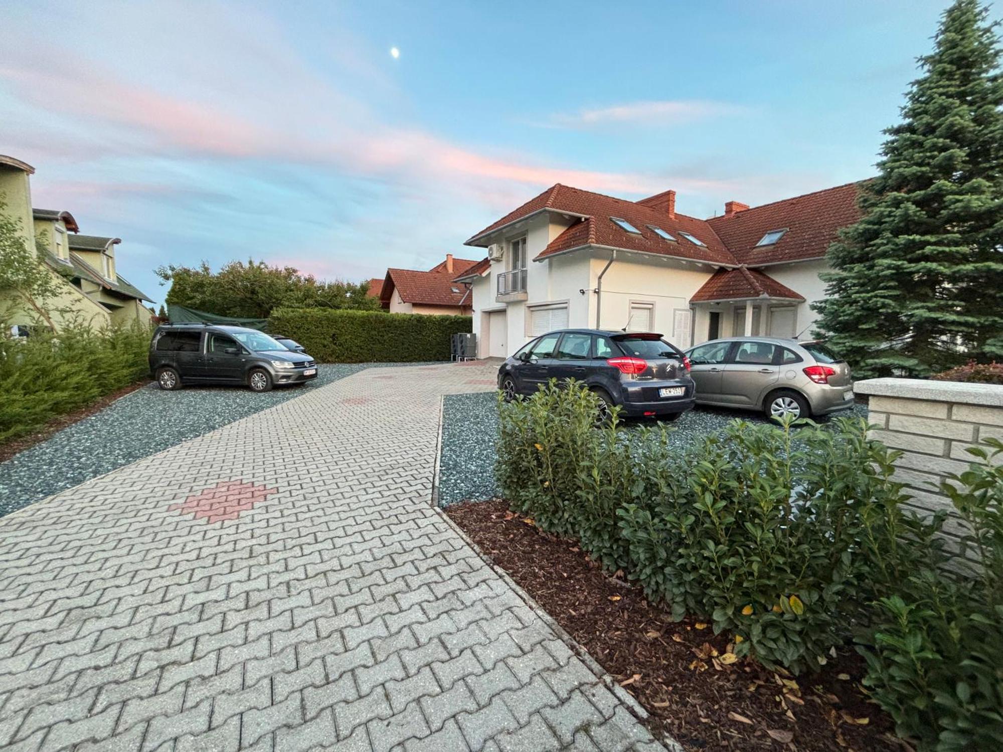 Villa Tara Buek Extérieur photo